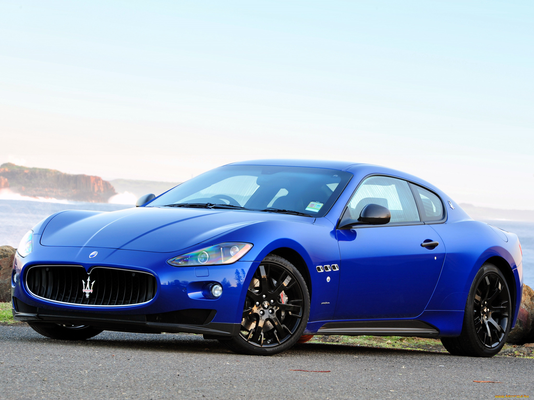 , maserati, granturismo